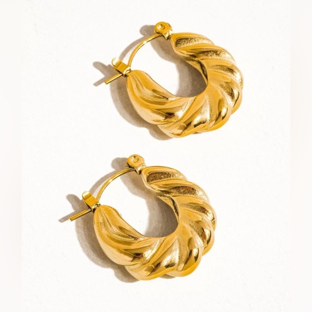 18K Braided Earrings (7208)